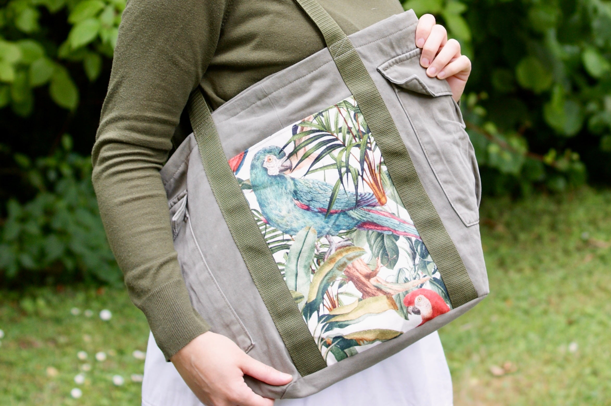 Rainforest Trail Cargo Tote