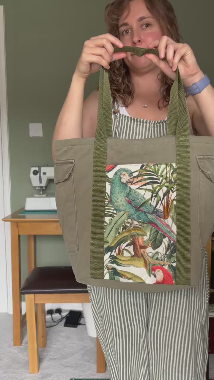 Rainforest Trail Cargo Tote